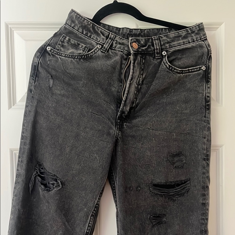 H&M Black Relaxed Jeans Distressed Style